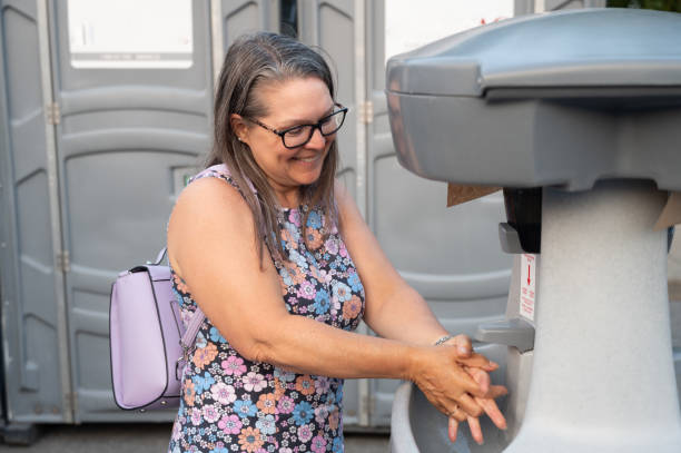 Best Affordable portable toilet rental  in Munising, MI